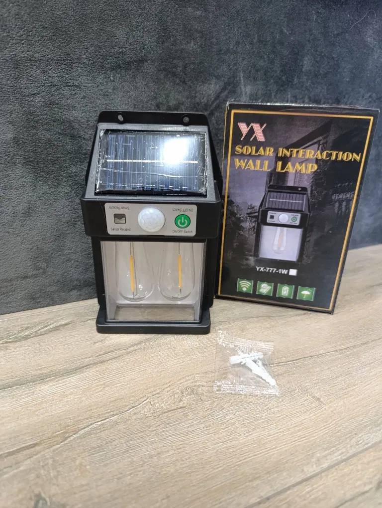 MINI LAMPARA SOLAR  FOCOS RECARGABLE - 400 WATTS🔦